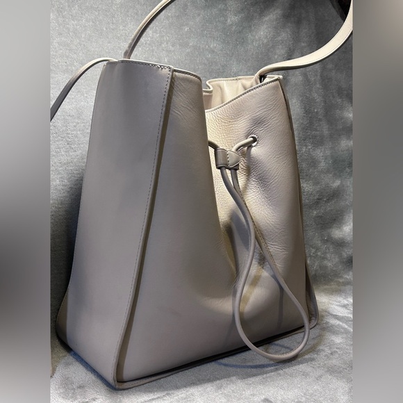 3.1 Phillip Lim Large Soleil Drawstring Cow Leather Bucket Bag - Picture 2 of 14